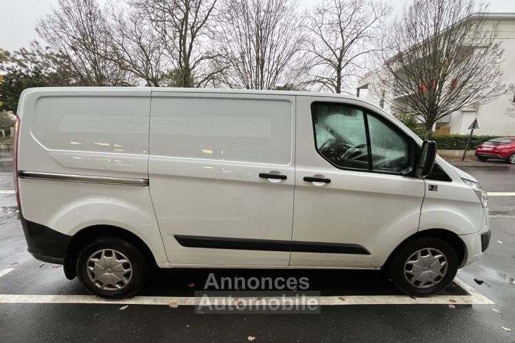 Ford Transit CUSTOM FOURGON 290 L1H1 2.0 TDCi 105 TREND BUSINESS AMENAGE - <small></small> 17.990 € <small>TTC</small> - #4