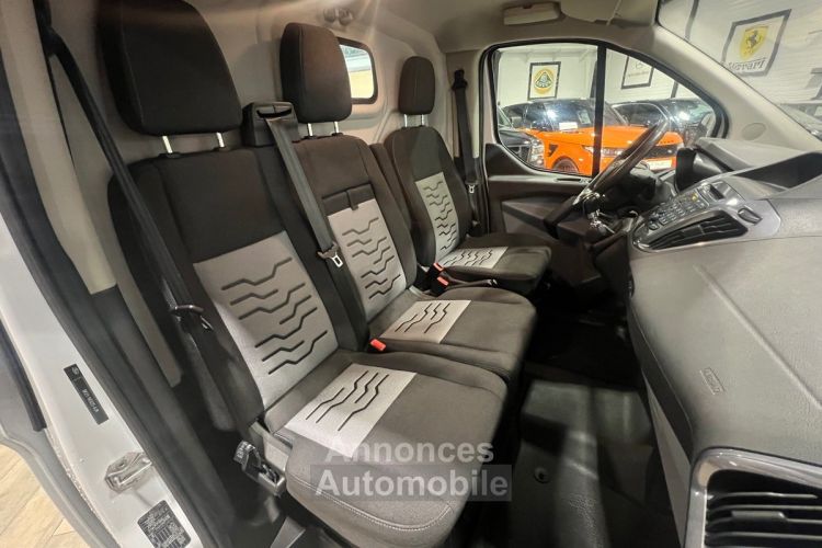 Ford Transit custom fourgon l1h1 2.0 tdci 130 ch limited edition bv6 attelage - <small></small> 22.900 € <small>TTC</small> - #20