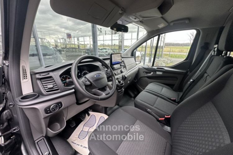 Ford Transit CUSTOM KOMBI 320 L2H1 2.0 ECOBLUE 130CH MHEV TREND BUSINESS 7CV - <small></small> 33.980 € <small>TTC</small> - #17