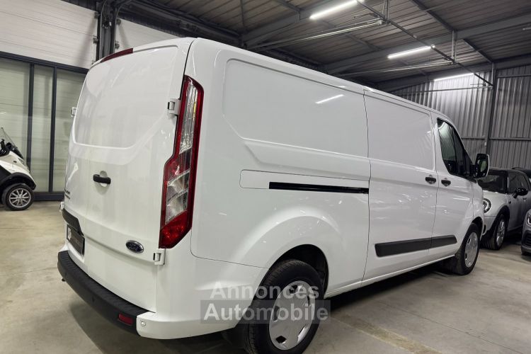 Ford Transit Ford transit custom L2H1 2.0Tdci 130 Ch [ 12/2021 - CarPlay - Caméra de recul ] - <small></small> 20.990 € <small>TTC</small> - #4