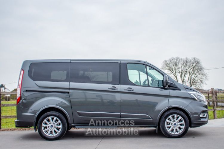 Ford Transit Tourneo Custom 2.0 TDCi 170PK Dubbel cabine 5pl. Automaat EcoBlue Titanium - LICHTE VRACHT - HISTORIEK - DUBBELE SCHUIFDEUR - APPLE CARPLAY - CAMERA - - <small></small> 33.999 € <small>TTC</small> - #9