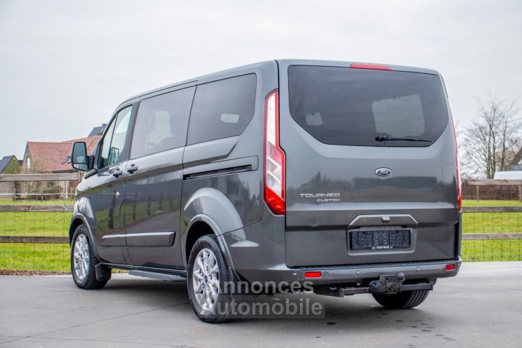 Ford Transit Tourneo Custom 2.0 TDCi 170PK Dubbel cabine 5pl. Automaat EcoBlue Titanium - LICHTE VRACHT - HISTORIEK - DUBBELE SCHUIFDEUR - APPLE CARPLAY - CAMERA - - <small></small> 33.999 € <small>TTC</small> - #12