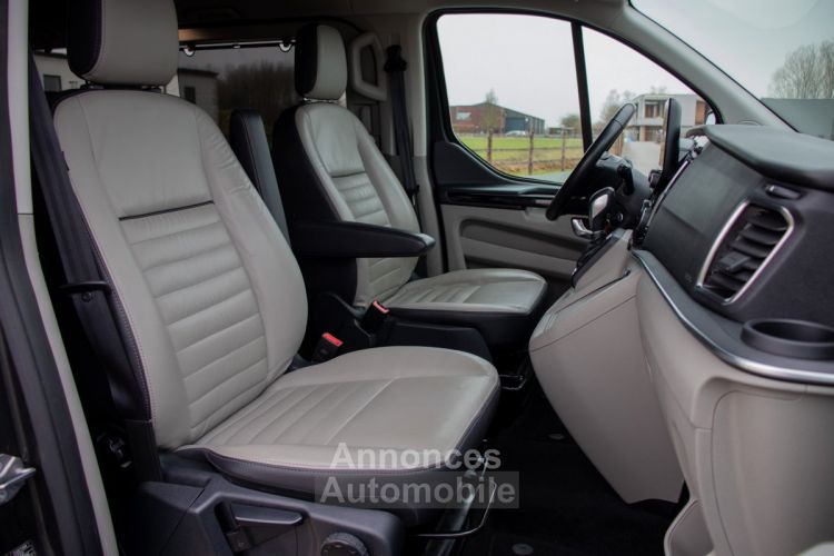 Ford Transit Tourneo Custom 2.0 TDCi 170PK Dubbel cabine 5pl. Automaat EcoBlue Titanium - LICHTE VRACHT - HISTORIEK - DUBBELE SCHUIFDEUR - APPLE CARPLAY - CAMERA - - <small></small> 33.999 € <small>TTC</small> - #19