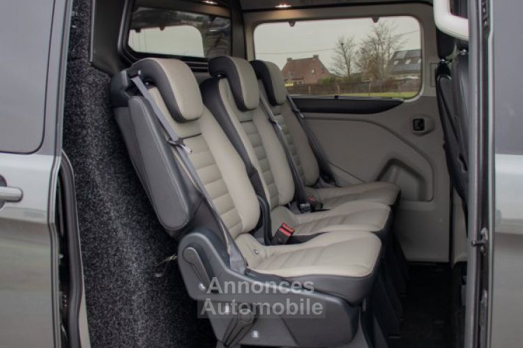 Ford Transit Tourneo Custom 2.0 TDCi 170PK Dubbel cabine 5pl. Automaat EcoBlue Titanium - LICHTE VRACHT - HISTORIEK - DUBBELE SCHUIFDEUR - APPLE CARPLAY - CAMERA - - <small></small> 33.999 € <small>TTC</small> - #21