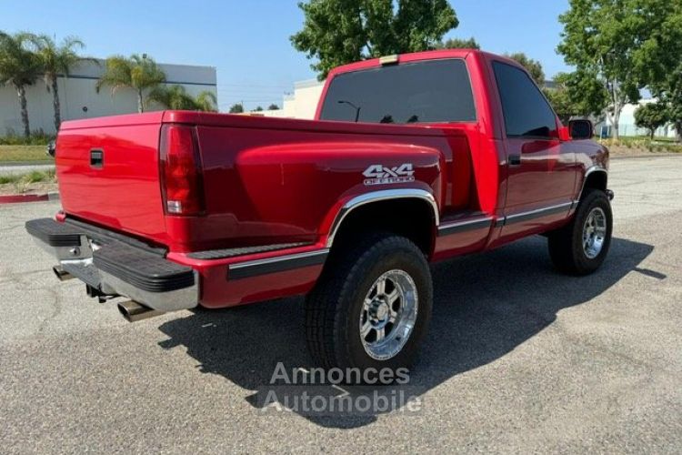 G.M.C Sierra 4x4 350CI V8 ROUGE 1989 - <small></small> 29.990 € <small>TTC</small> - #2