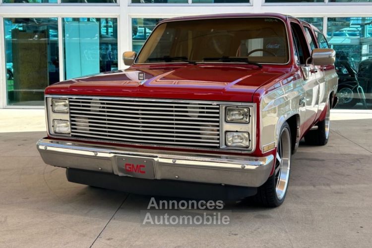 G.M.C Suburban - <small></small> 37.000 € <small>TTC</small> - #1