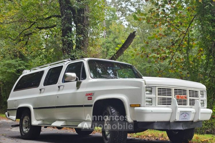 G.M.C Suburban 2500  - <small></small> 22.000 € <small>TTC</small> - #1