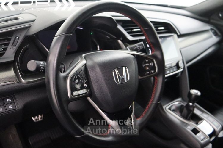 Honda Civic 1.0 BLACK EDITION - NAVI LEDER ADAPTIVE CRUISE DAB MIRROR LINK - <small></small> 18.995 € <small>TTC</small> - #32