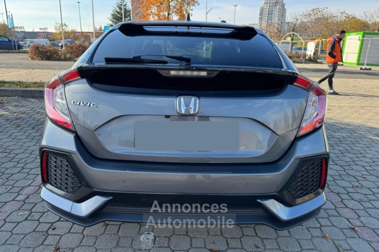 Honda Civic 1.0 CVT  i-vtec 129 cv  Exclusive CVT - <small></small> 19.590 € <small>TTC</small> - #26