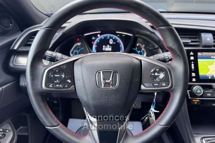 Honda Civic 1.0 i-VTEC Elegance Black Edition1 ER PROP.-CARNET - <small></small> 17.990 € <small>TTC</small> - #17