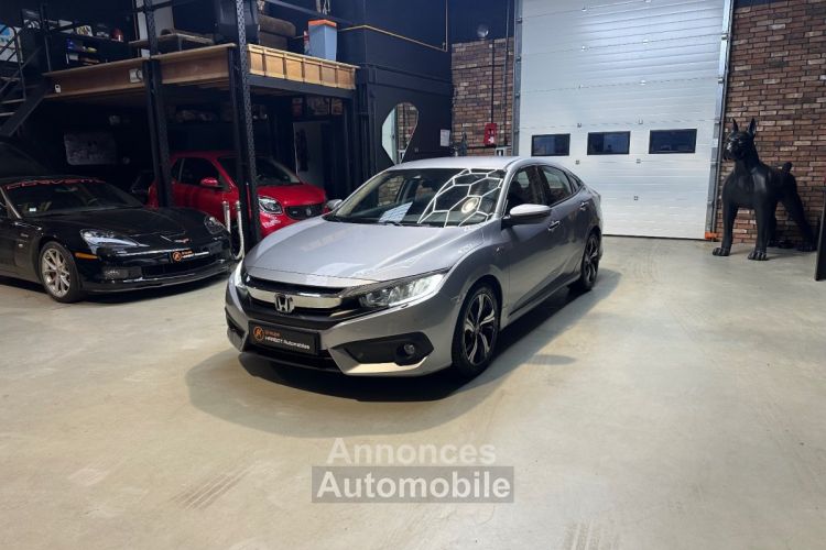 Honda Civic 4 PORTES 2017 1.5 i-VTEC 182 Exclusive CVT ENTRETIEN COMPLET 1ÈRE MAIN - <small></small> 17.990 € <small>TTC</small> - #1