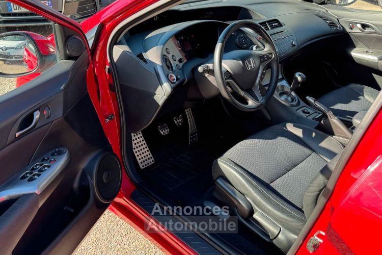 Honda Civic VIII Confort 2.2 i-CDTI 140 Cv Jantes aluminium-Clim Automatique-Aide Au Stationnement - <small></small> 4.990 € <small>TTC</small> - #5