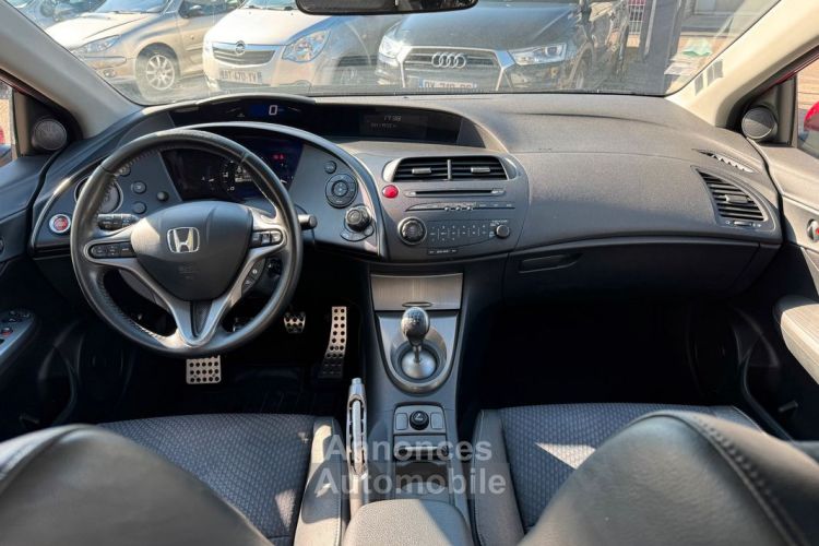 Honda Civic VIII Confort 2.2 i-CDTI 140 Cv Jantes aluminium-Clim Automatique-Aide Au Stationnement - <small></small> 4.990 € <small>TTC</small> - #7