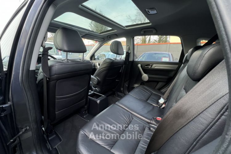 Honda CR-V III LUXE 2.0 i-VTEC 150 BOITE AUTO 4x4 40 100 Kms TOIT PANO GPS CUIR CAMERA Garantie 1 an - <small></small> 16.970 € <small>TTC</small> - #17