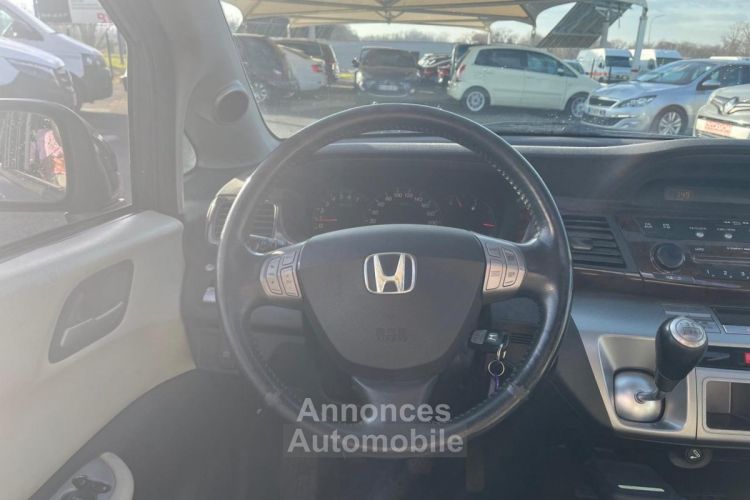 Honda FR-V 2.0 i-VTEC 150CH 6PL BVM  Exécutive Cuir Navi VENTE A MARCHAND PRO PROBLEME RALENTI - <small></small> 2.490 € <small>TTC</small> - #10