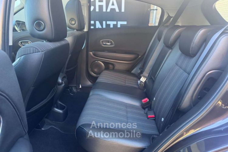 Honda HR-V 1.5i-VTEC Executive CVT 1ER PROPR.-CARNET-GARAN1AN - <small></small> 14.390 € <small>TTC</small> - #27