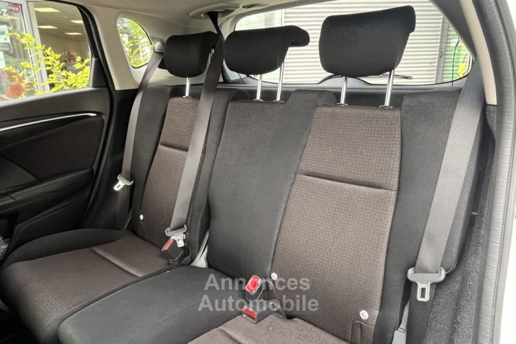 Honda Jazz EXCLUSIVE NAVI 1.3I-VTEC - <small></small> 11.890 € <small>TTC</small> - #17