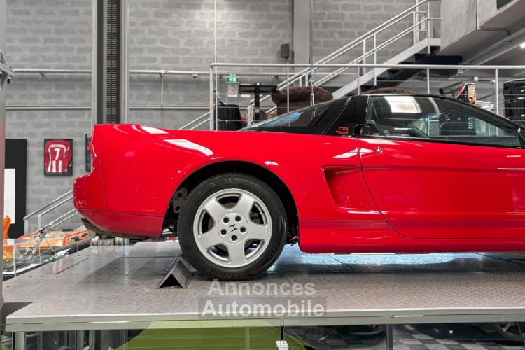 Honda NSX Honda NSX V6 3.0L 274 – BOITE MECANIQUE - <small></small> 129.900 € <small>TTC</small> - #21