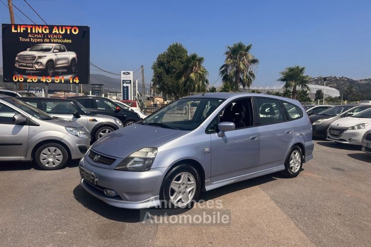 Honda Stream 2.0 i 16V VTEC 156cv Boîte auto 7P - <small></small> 3.490 € <small>TTC</small> - #1