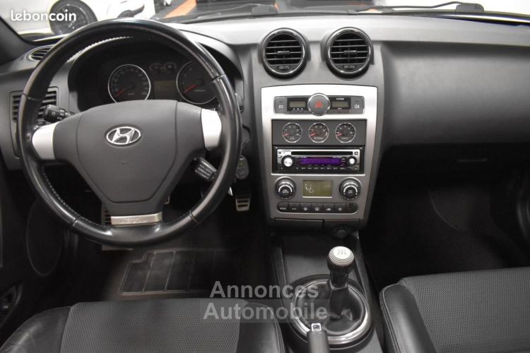 Hyundai Coupe Coupé 2.0 143ch FX 1ère MAIN SUIVI & GARANTIE 6 A 36 MOIS - <small></small> 6.990 € <small>TTC</small> - #13