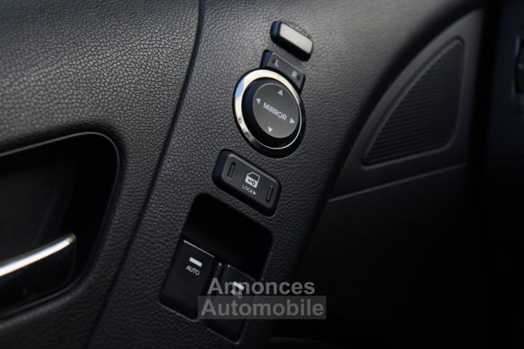 Hyundai Genesis Coupé 2.0 T 210 BVM6 (Sièges élec/chauffants,GPS,Bluetooth) - <small></small> 12.990 € <small>TTC</small> - #32