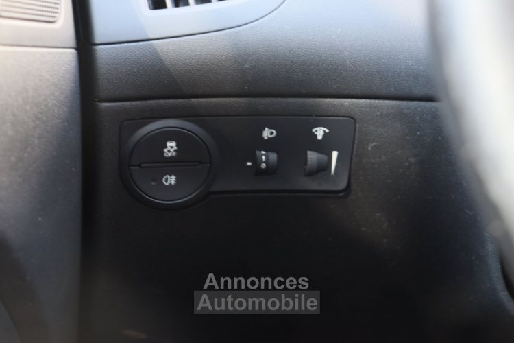 Hyundai Genesis Coupé 2.0 T 210 BVM6 (Sièges élec/chauffants,GPS,Bluetooth) - <small></small> 12.990 € <small>TTC</small> - #33