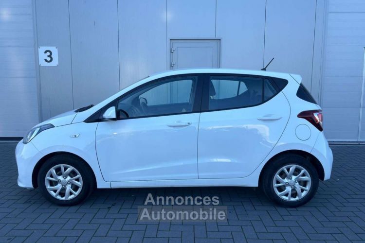 Hyundai i10 1.0i -- CLIM FAIBLE KILOMETRAGE GARANTIE - <small></small> 9.490 € <small>TTC</small> - #8