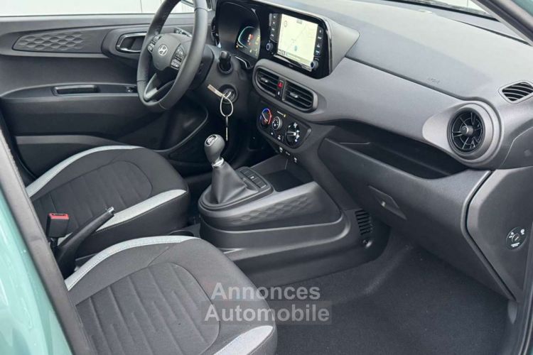 Hyundai i10 1.0i Confort -- GPS CAMERA CLIM - <small></small> 15.250 € <small>TTC</small> - #15