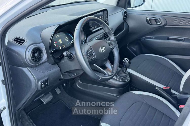 Hyundai i10 1.0i Twist Techno Pack -- BOITE AUTOMATIQUE - <small></small> 15.990 € <small>TTC</small> - #13