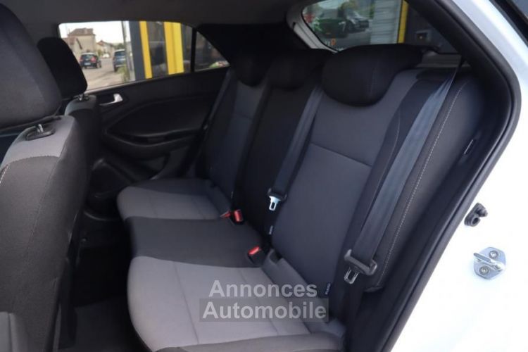 Hyundai i20 1.0 T-GDI 100 CH INTUITIVE + ATTELAGE CARPLAY CAMERA DE RECUL - <small></small> 10.489 € <small>TTC</small> - #17