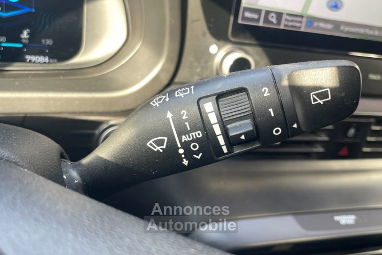 Hyundai i20 1.0 t-gdi 100 dct-7 hybrid 48v creative avec gps car play camera de recul attache remorque - <small></small> 16.490 € <small>TTC</small> - #18