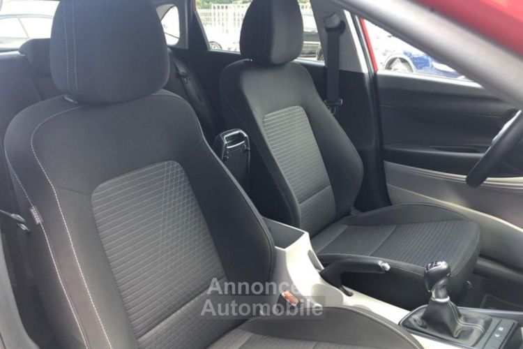 Hyundai i20 1.0 T-GDI 101ch HYBRID BUSINESS ENTRETIEN ET GARANTIE CONSTRUCTEUR CARPLAY - <small></small> 15.990 € <small>TTC</small> - #15