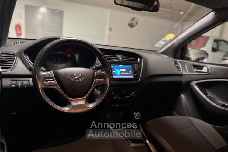 Hyundai i20 1.1 CRDI 75 BLUEDRIVE BUSINESS - <small></small> 7.990 € <small>TTC</small> - #15