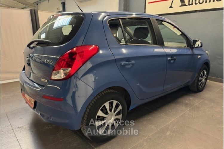 Hyundai i20 1.1 CRDi 75 CV Initia 1ère main - <small></small> 7.900 € <small>TTC</small> - #13