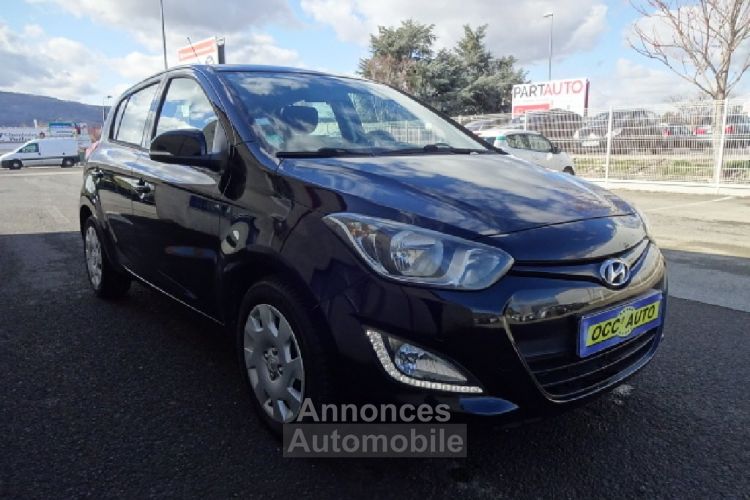 Hyundai i20 1.1 CRDi 75 Pack Sensation - <small></small> 5.990 € <small>TTC</small> - #3