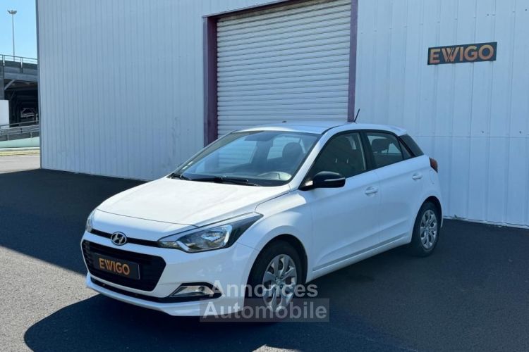 Hyundai i20 1.2 75 EDITION CLIM - <small></small> 9.970 € <small>TTC</small> - #8