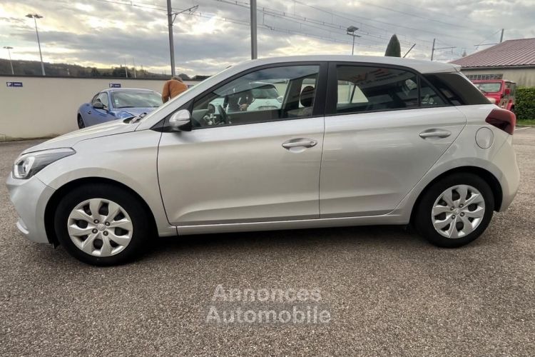 Hyundai i20 1.2 75CH CRIT'R 1 43500KLM -CLIM- IDEAL JEUNE PERMIS - <small></small> 10.990 € <small>TTC</small> - #5