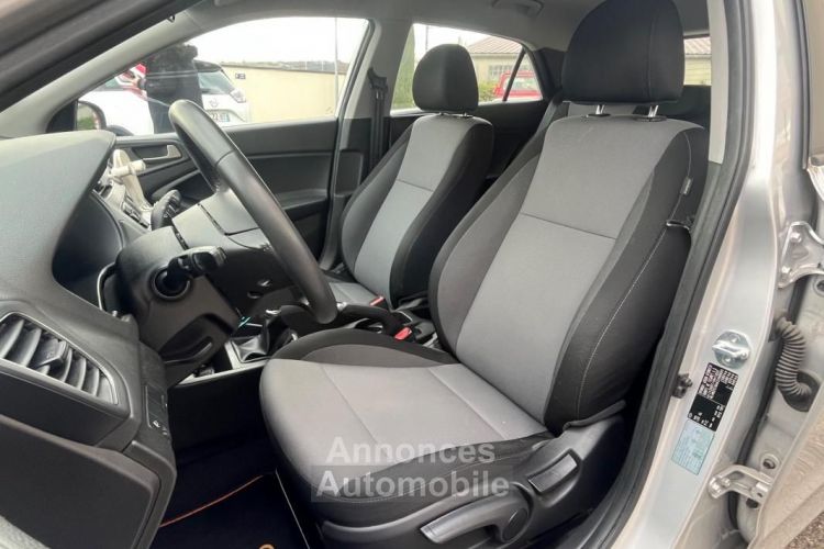 Hyundai i20 1.2 75CH CRIT'R 1 43500KLM -CLIM- IDEAL JEUNE PERMIS - <small></small> 10.990 € <small>TTC</small> - #10