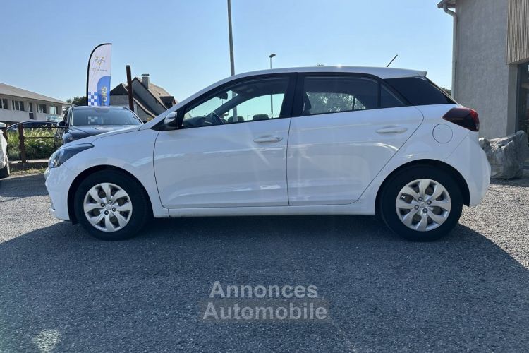 Hyundai i20 1.2 75ch Initia Euro6d-T EVAP - <small></small> 10.490 € <small>TTC</small> - #15