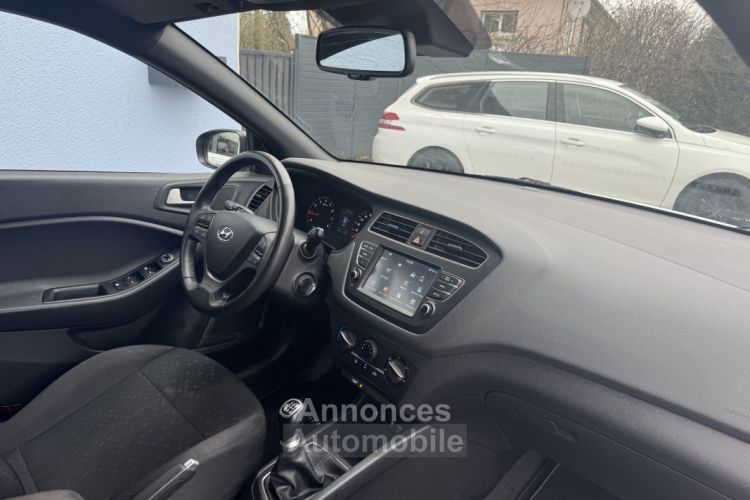 Hyundai i20 1.2 84ch Intuitive - <small></small> 10.990 € <small>TTC</small> - #12