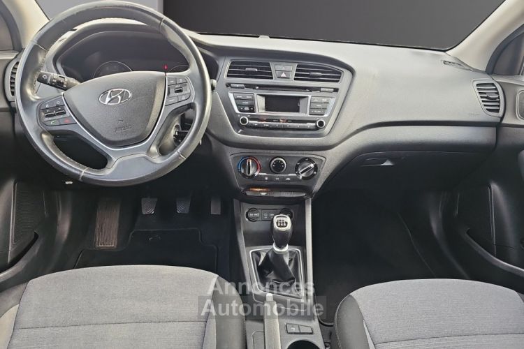 Hyundai i20 1.2 ESSENCE 84CH Intuitive GARANTIE 12 mois Faible consommation - <small></small> 9.689 € <small>TTC</small> - #14