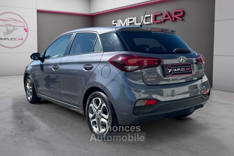 Hyundai i20 1.2i - <small></small> 10.499 € <small>TTC</small> - #5