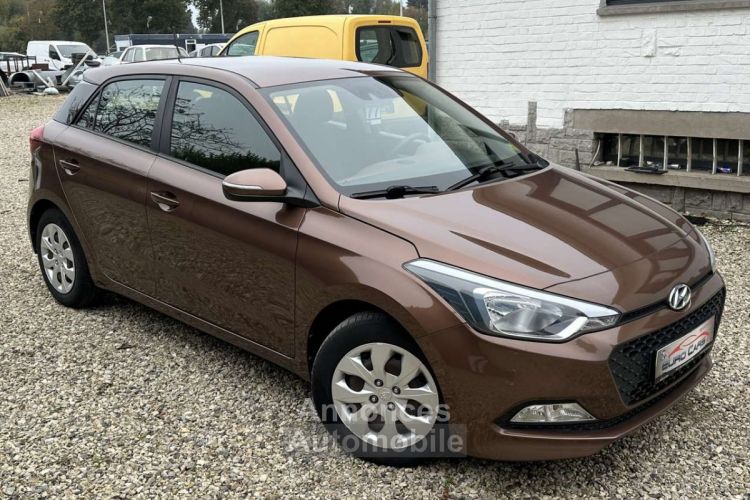 Hyundai i20 1.2i GO! CLIM-CRUISE-PDC-BLUETOOTH--LINE ASSIST - <small></small> 8.890 € <small>TTC</small> - #4