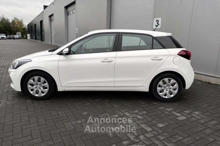 Hyundai i20 1.2i Twist--AIRCO--BLUETOOTH--GARANTIE.12.MOIS-- - <small></small> 12.990 € <small>TTC</small> - #8