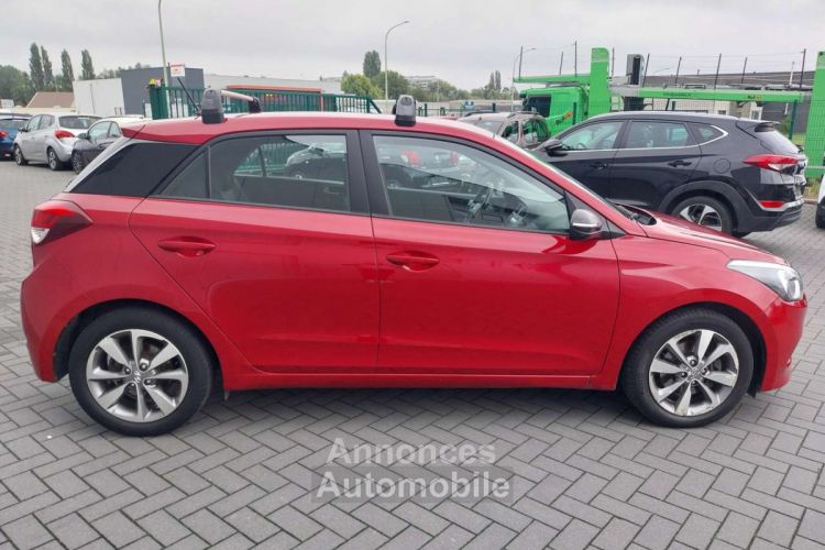 Hyundai i20 1.4 CRDi--GPS-CAMERA-BLUETOOTH-GARANTIE.12.MOIS- - <small></small> 8.990 € <small>TTC</small> - #8