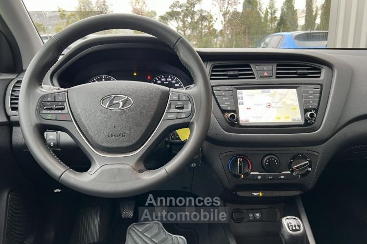 Hyundai i20 EDITION NAVI 1.2 84CH - <small></small> 11.990 € <small>TTC</small> - #8