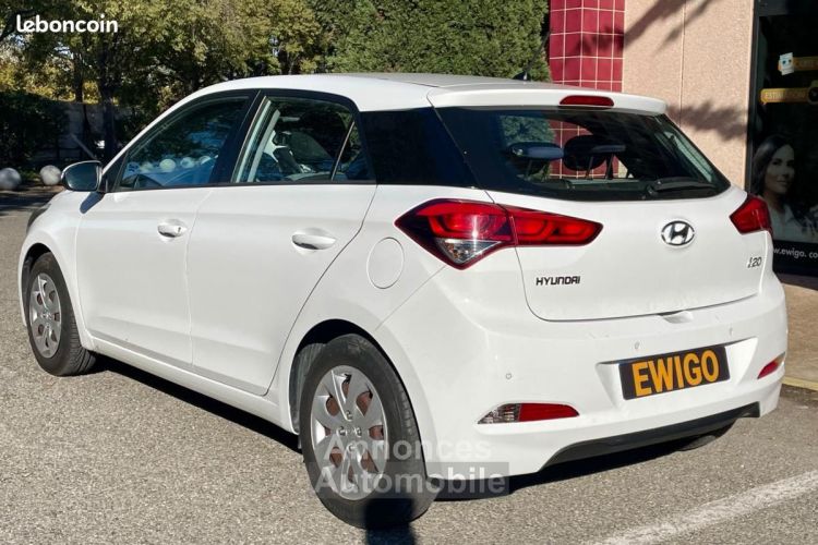 Hyundai i20 II 1.2 85CH INTUITIVE - <small></small> 7.990 € <small>TTC</small> - #4