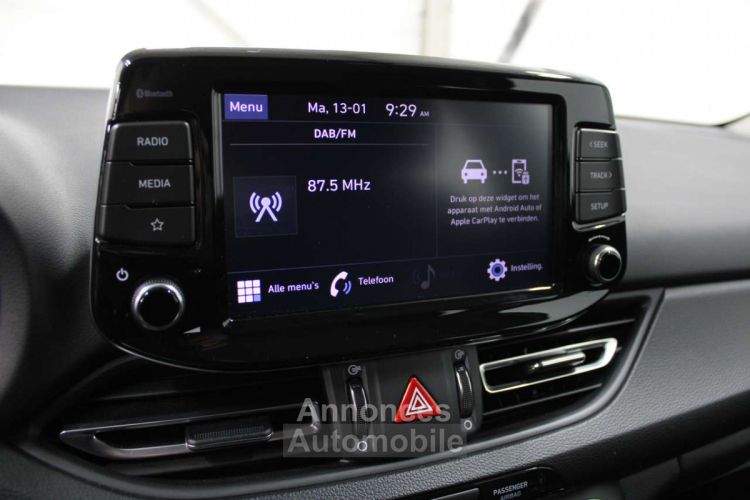 Hyundai i30 1.0T-GDi MHEV ~ Airco Mega Promo CarPlay Top - <small></small> 15.990 € <small>TTC</small> - #15