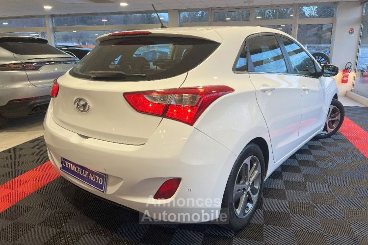 Hyundai i30 1.6 CRDi 110 Blue Drive Intuitive - <small></small> 6.490 € <small>TTC</small> - #2