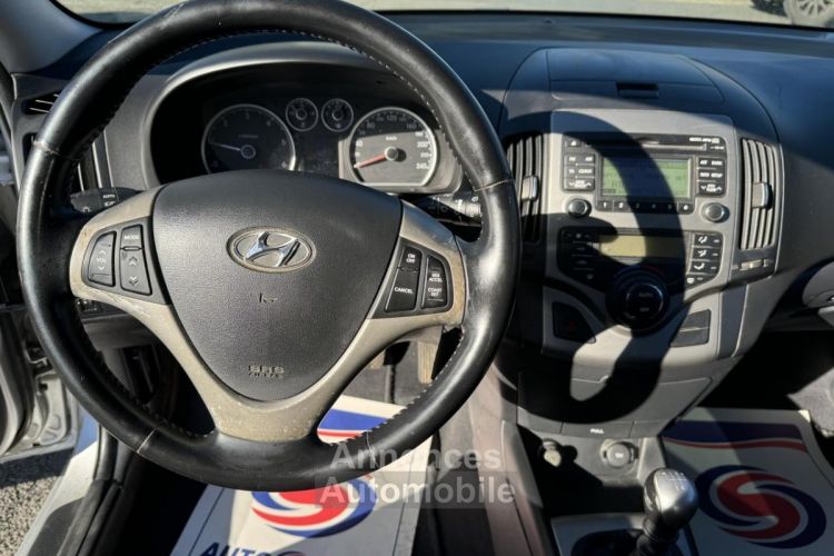 Hyundai i30 1.6 CRDi - 115 Clim + Radar AR + Attelage - <small></small> 5.990 € <small>TTC</small> - #29